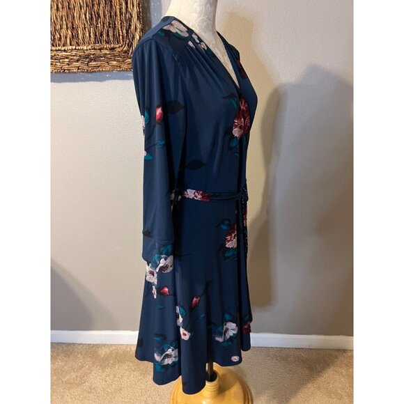 WHBM Dress M Medium Reversible 2 for 1 Blue Floral Stretch Career Church NEW - Picture 6 of 12